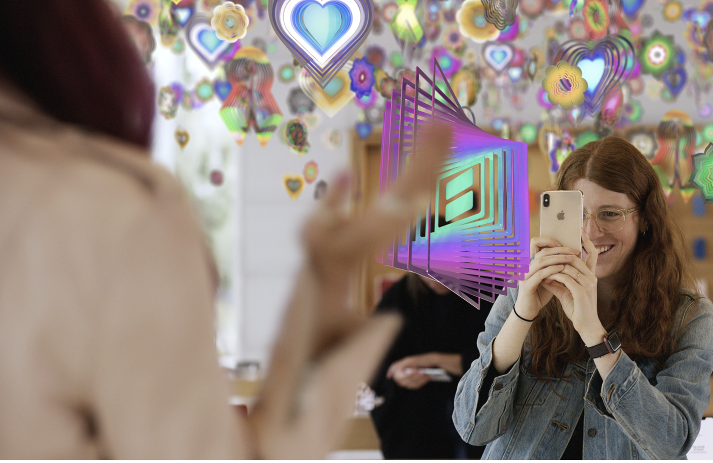 Apple offers new augmented reality art sessions