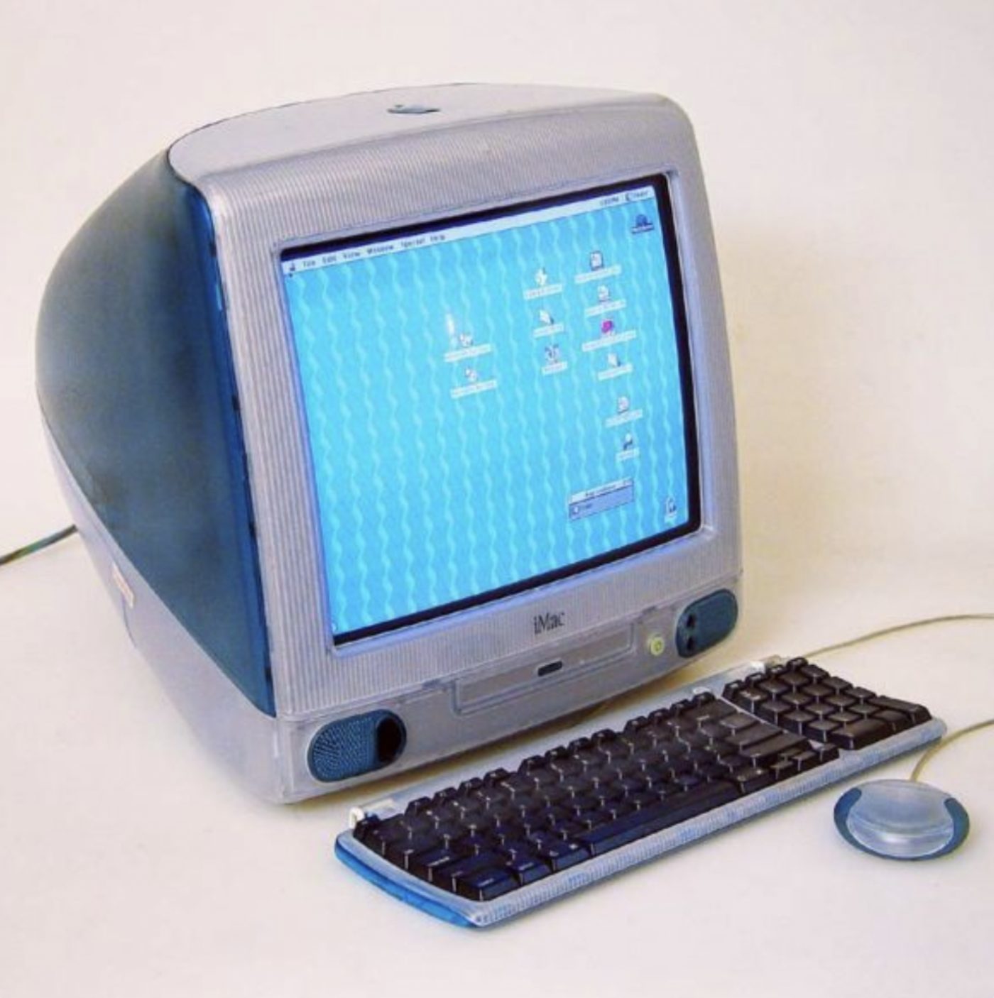 Цветной компьютер. Apple IMAC 1998. IMAC g3 1998. IMAC 1996. Макинтош компьютер Apple 2000.