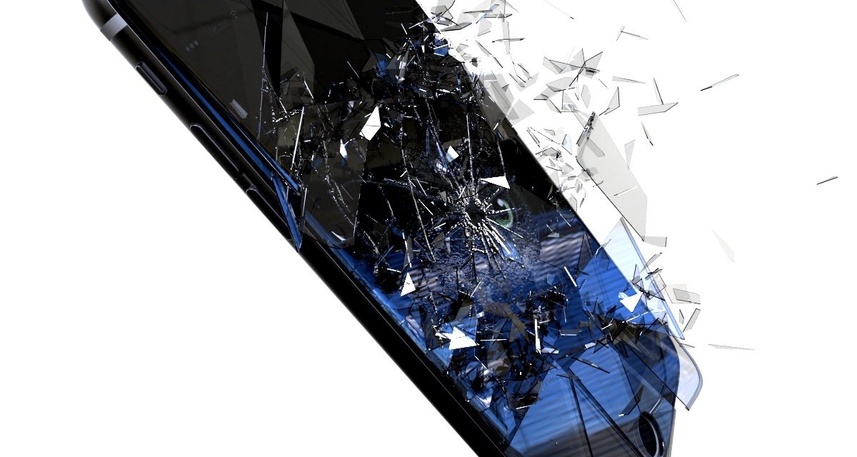 90 million Americans damaged a smartphone last year