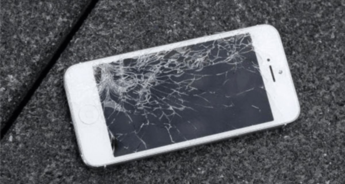 Ninety million Americans damaged a smartphone last year