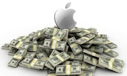 Apple expected to report its biggest quarterly revenue jump in two years on Thursday