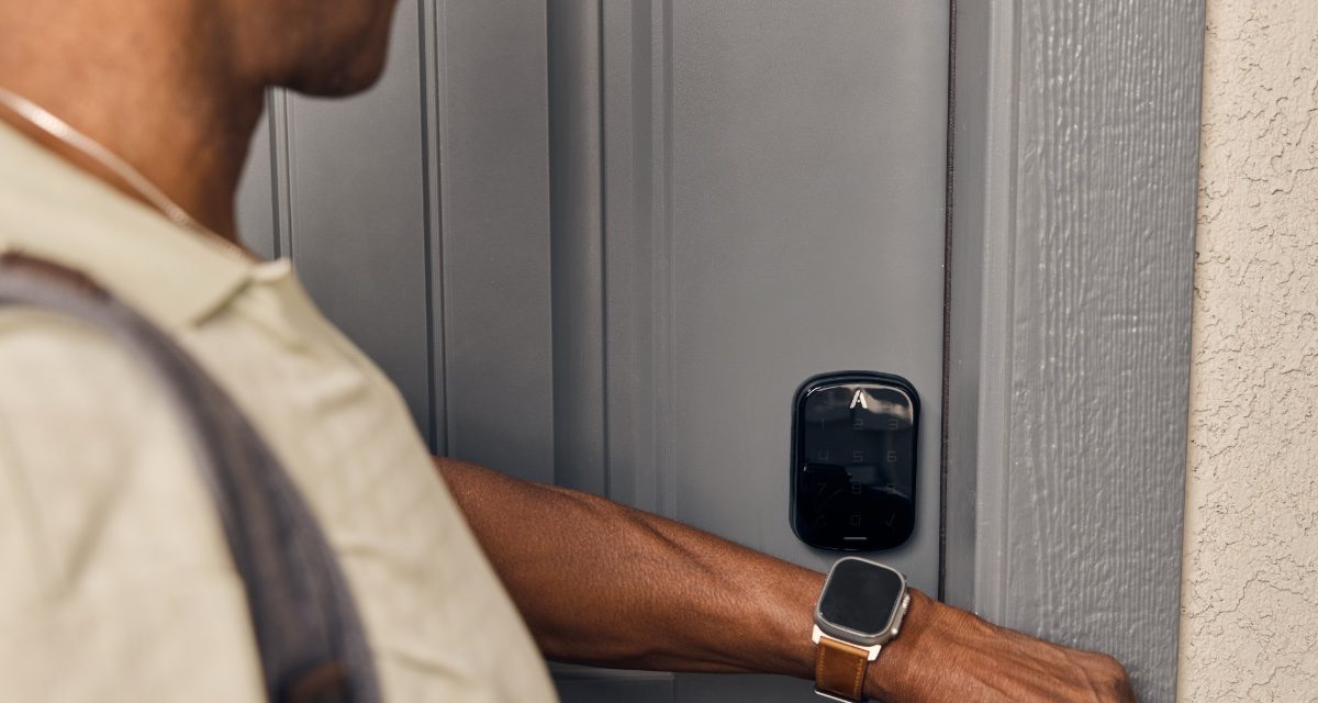 SmartRent launches Alloy Deadbolt+ with Apple Wallet integration