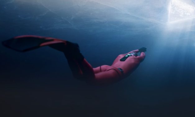 ‘Ice Swim’ is the latest Apple Immersive Video for the Apple Vision Pro