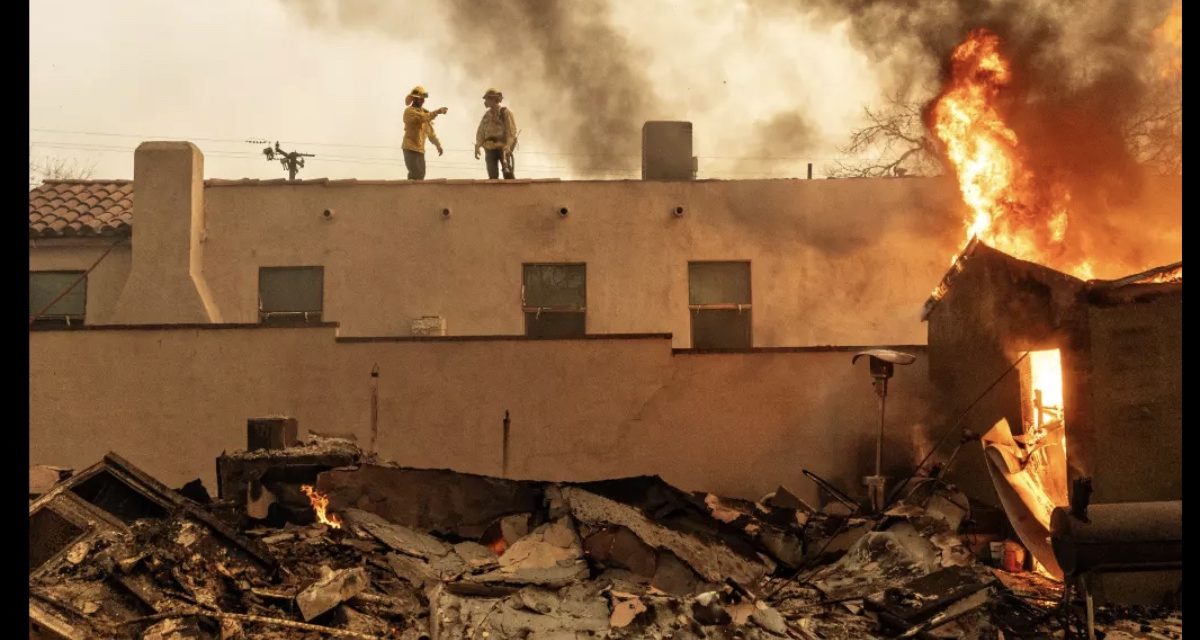 Apple will donate to the firefighting efforts in the Los Angeles area